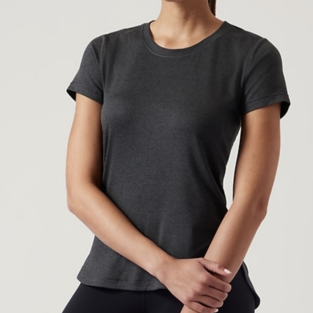 🌸 Athleta Uptempo Tee in Black Heather - Super Soft & NWT